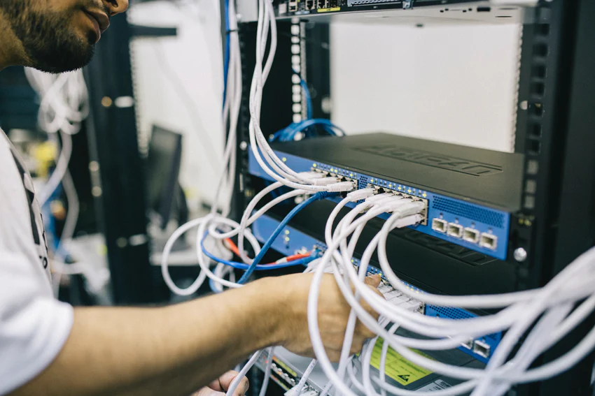 How the Right Cable Ties Improve Safety and Efficiency