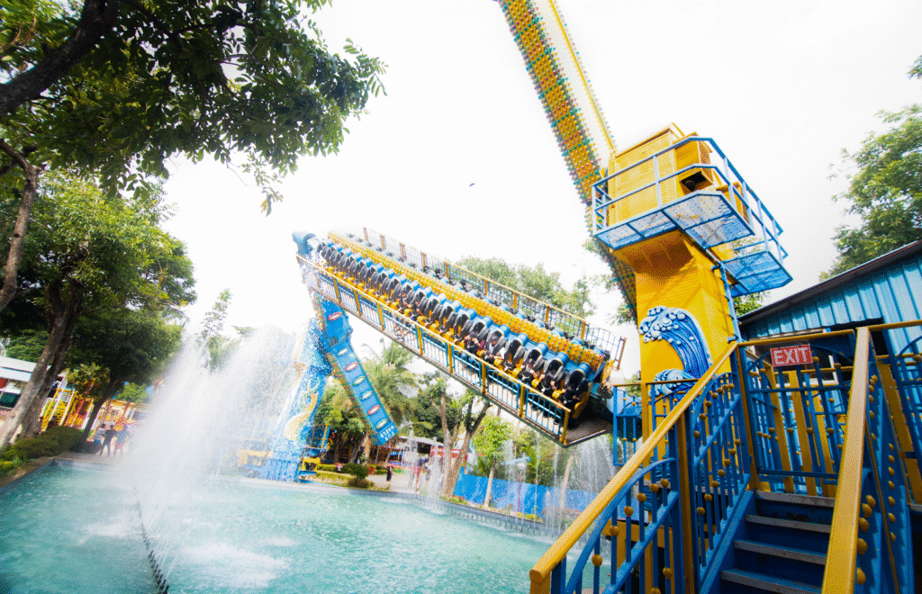 Beat the Heat at Funworld Water Park: Top Rides & Attractions