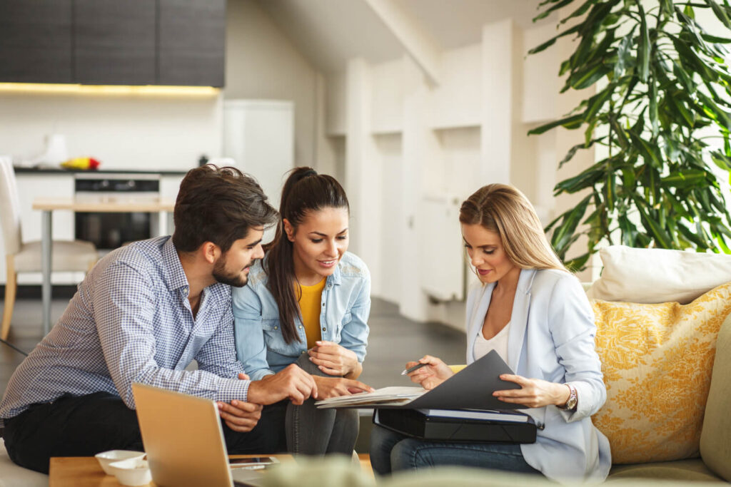 What Estate Agents Want You to Know Before Moving 